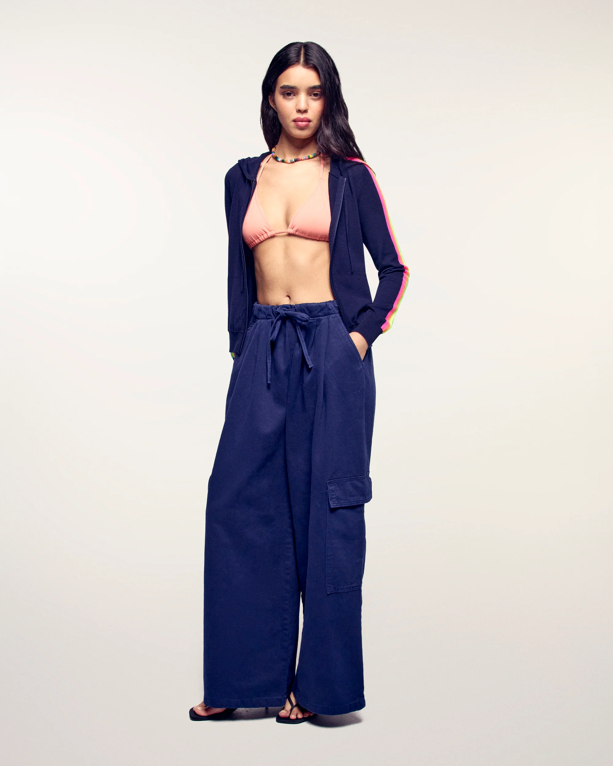 Pullover Hoodie (S25 / WOMEN / Navy) - Image 3